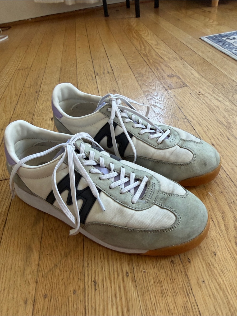Karhu Mestari 76 sneakers